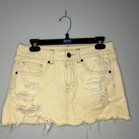 American Eagle Outfitters Dresses & Skirts - American Eagle Distressed Denim Mini Micro Skirt Size 6 Cream Vintage Y2K Cotton